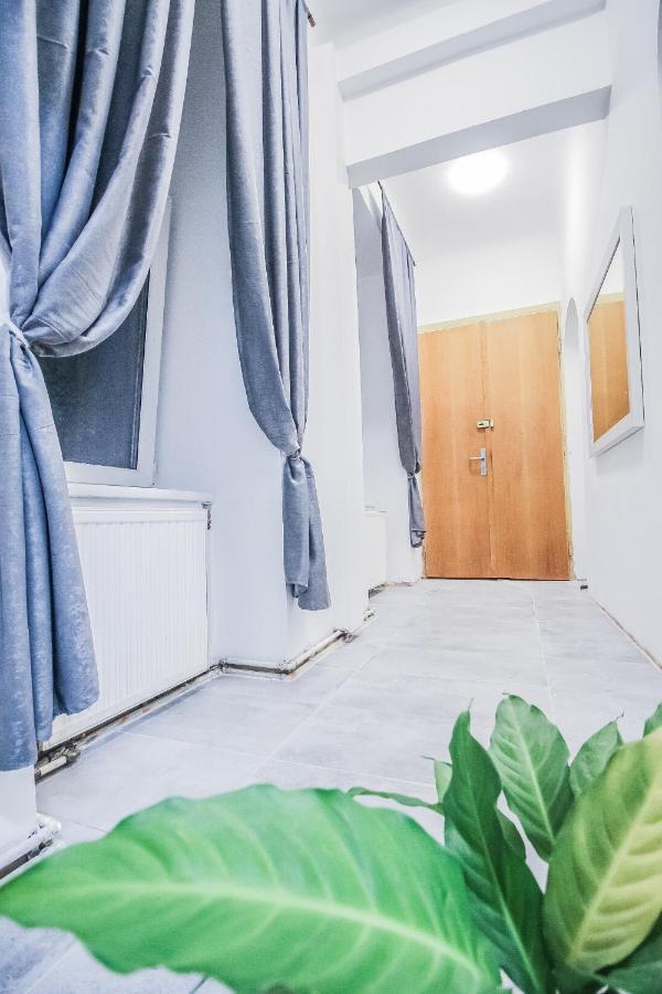 Comfort Quad Room Hn Відень Екстер'єр фото